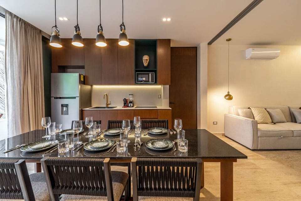 A spacious kitchen and dining area perfect for family meals and gatherings