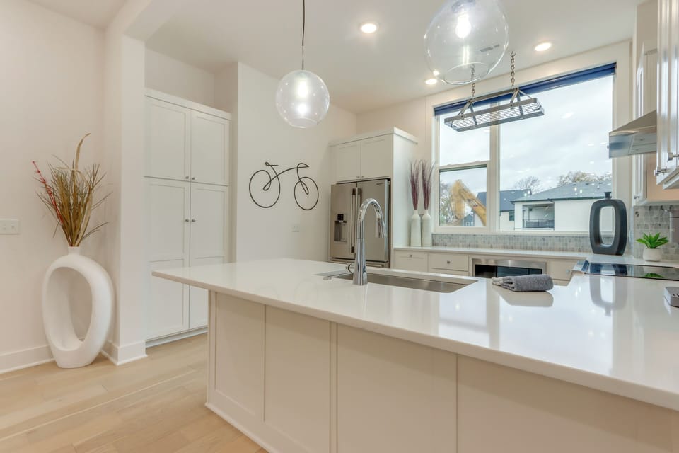 Kitchen | 2nd Floor | Dishwasher | Cooking Basics