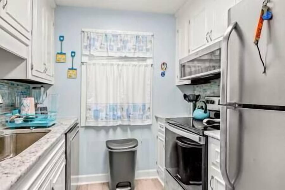 UPDATED KITCHEN (2)
