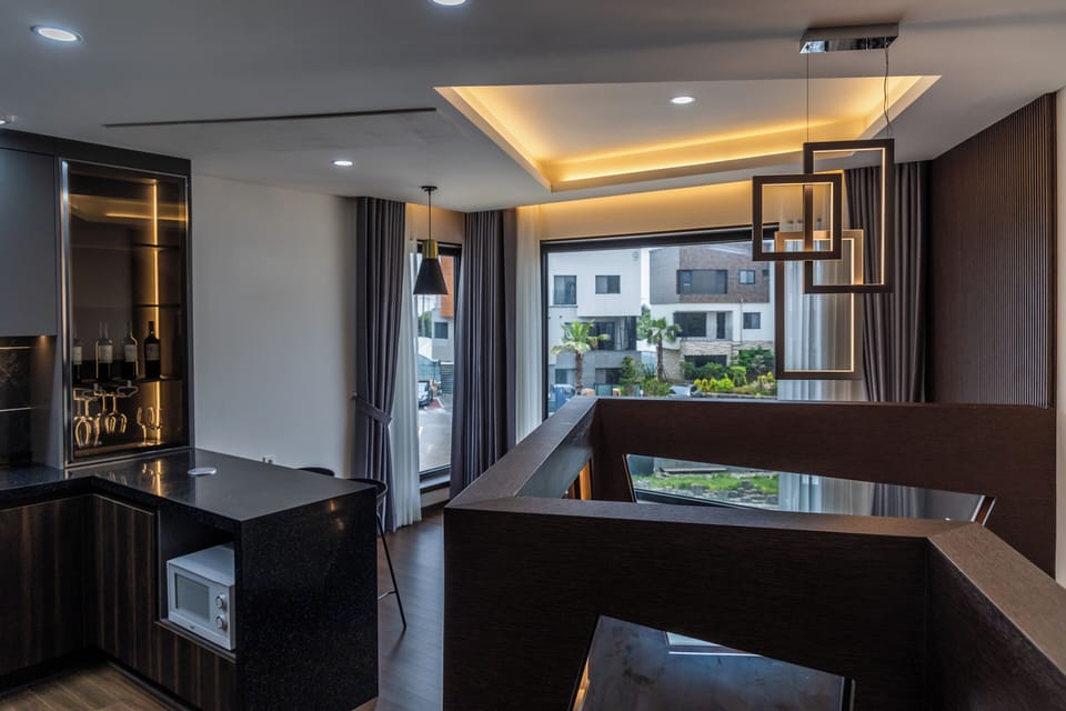 D Dong 101 Ho (60 Ping) | Private kitchen | Fridge, microwave, stovetop, cookware/dishes/utensils