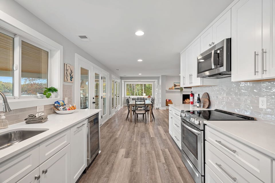 Fully stocked kitchen to prep all your group meals.