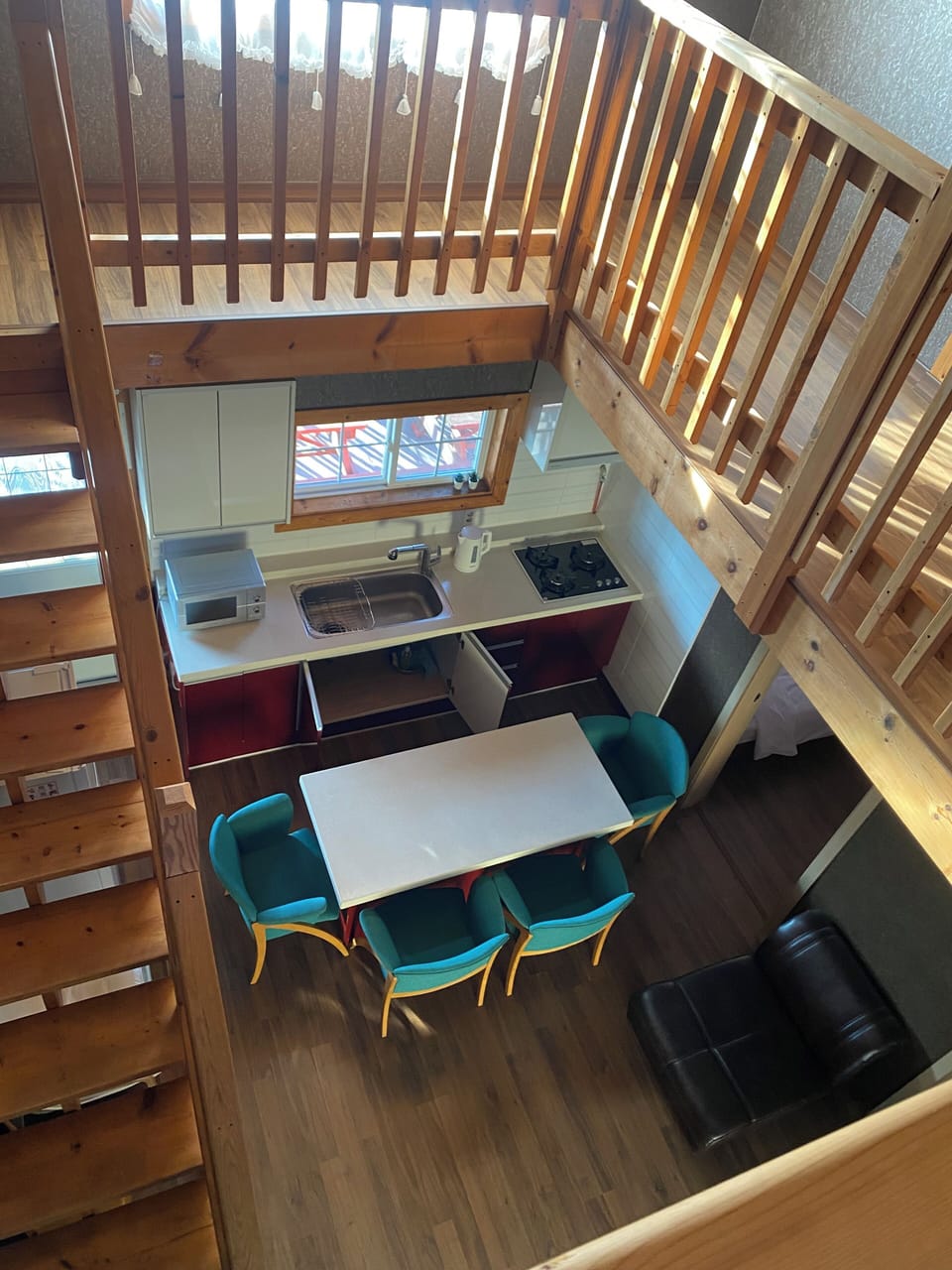 Basic Duplex, Partial Sea View | 2 bedrooms, free WiFi