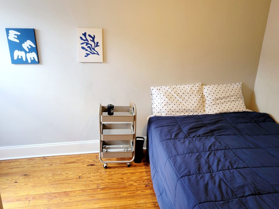 Individually furnished, desk, laptop workspace, free WiFi