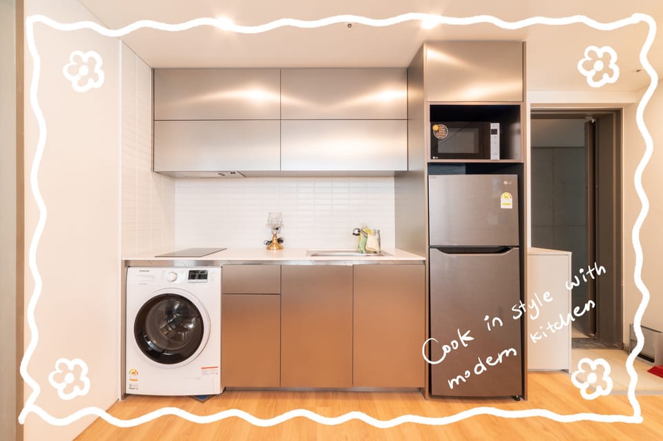 Fridge, microwave, rice cooker, cookware/dishes/utensils