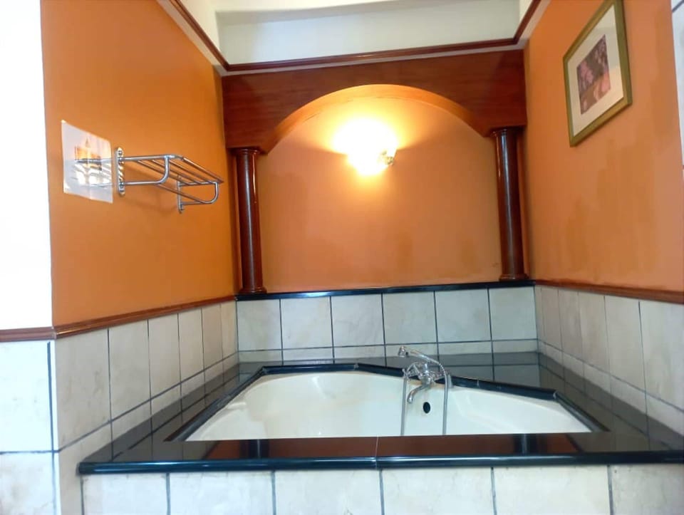 Premium Chalet, Balcony, Partial Sea View | Deep soaking bathtub