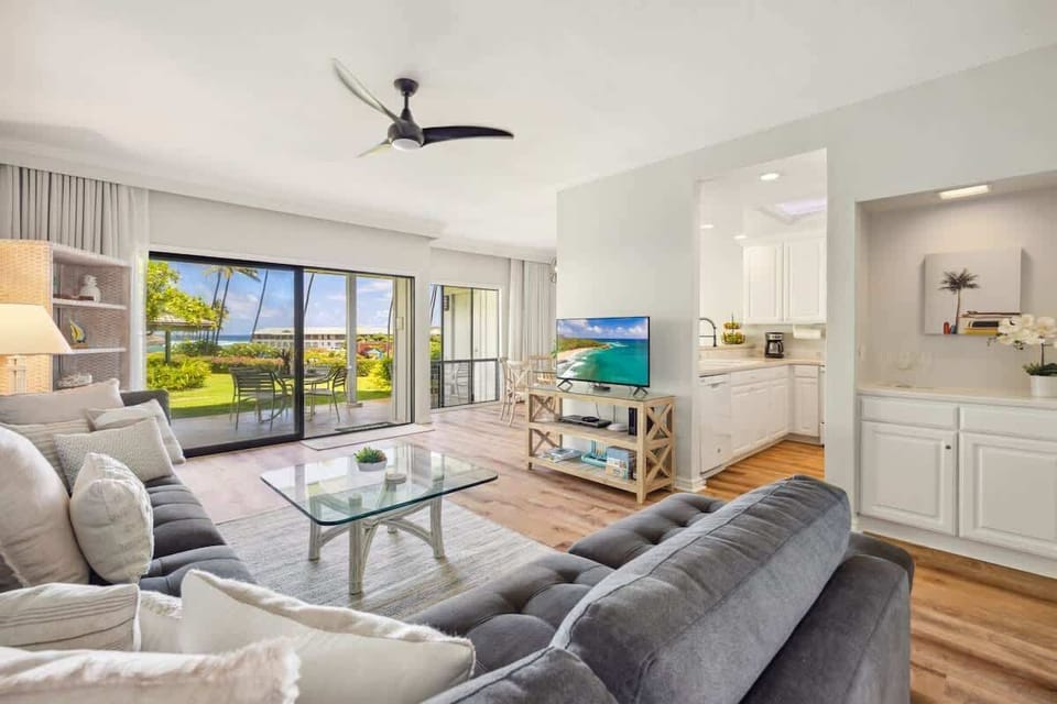 Living Room & Kitchen