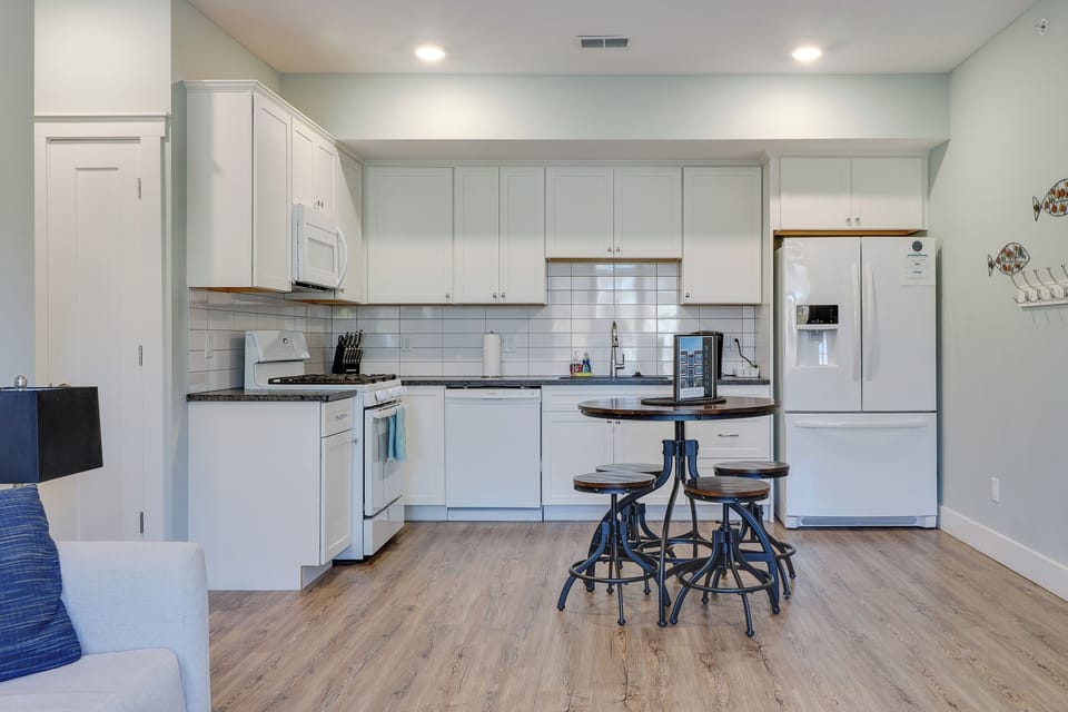 Kitchen | Dishwasher
