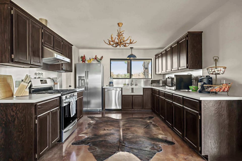 Discover the convenience and charm of a fully equipped kitchen, perfect for cooking and gathering.