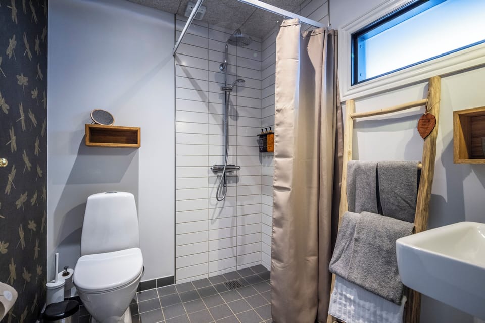 Deluxe Double Room | Free WiFi, bed sheets