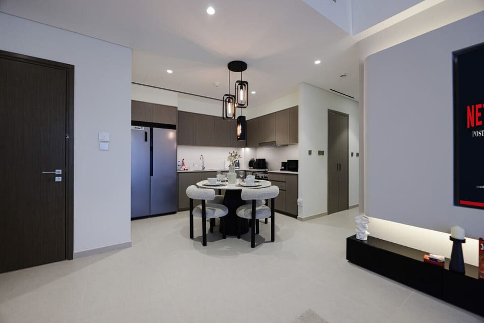 Kitchen and dining area