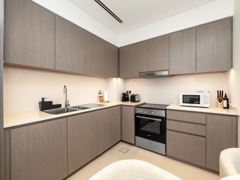 Fully Equipped Modern Kitchen