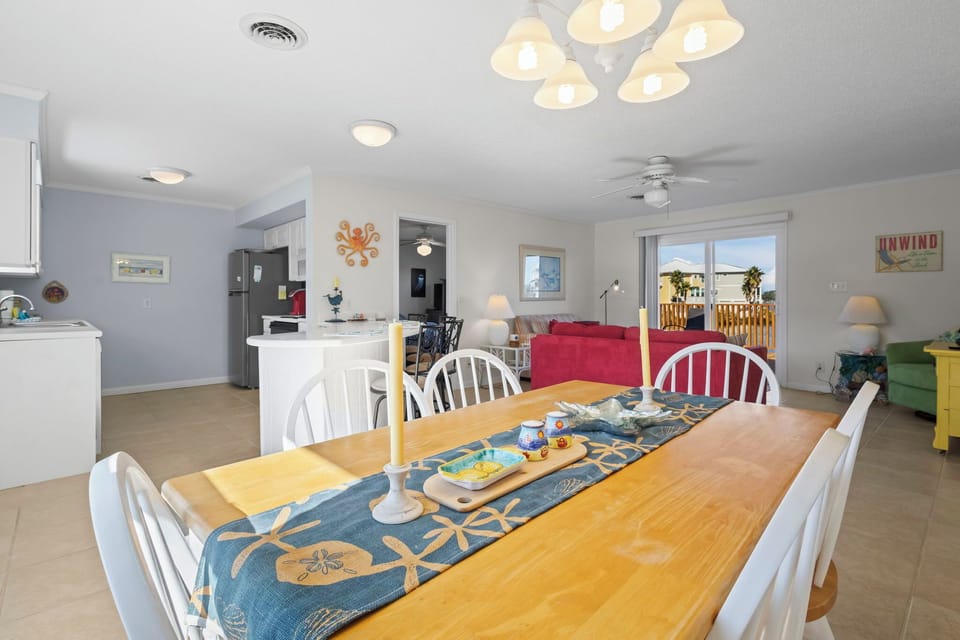 Unwind Dining Area