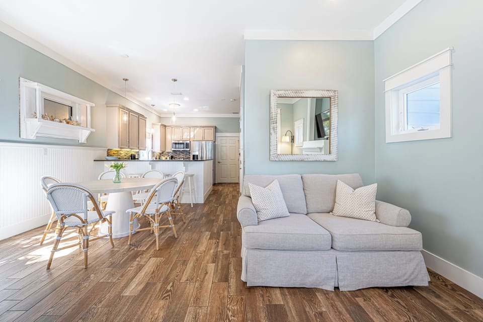 Living & Dining Areas