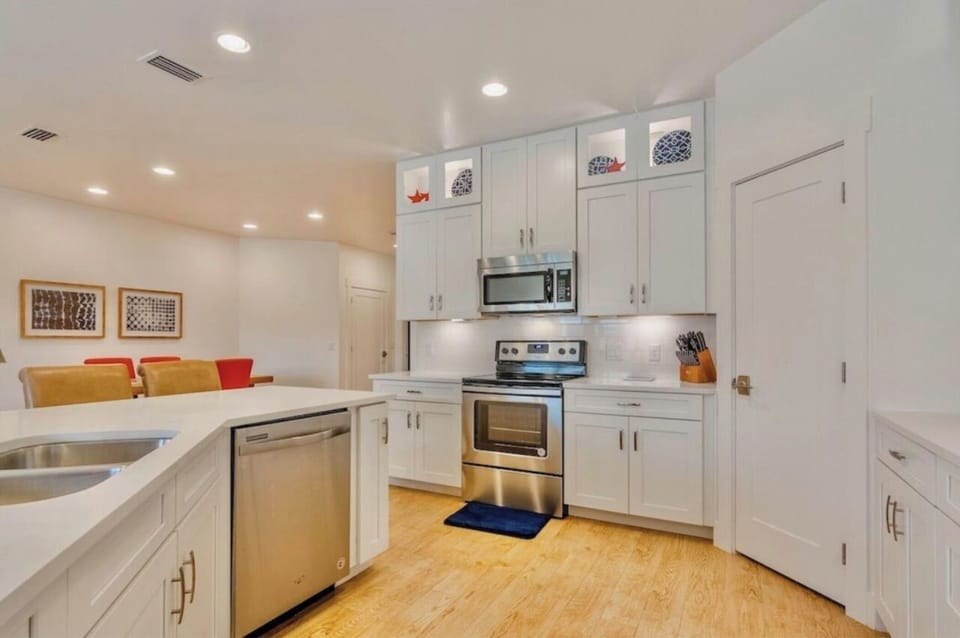 Kitchen Bar