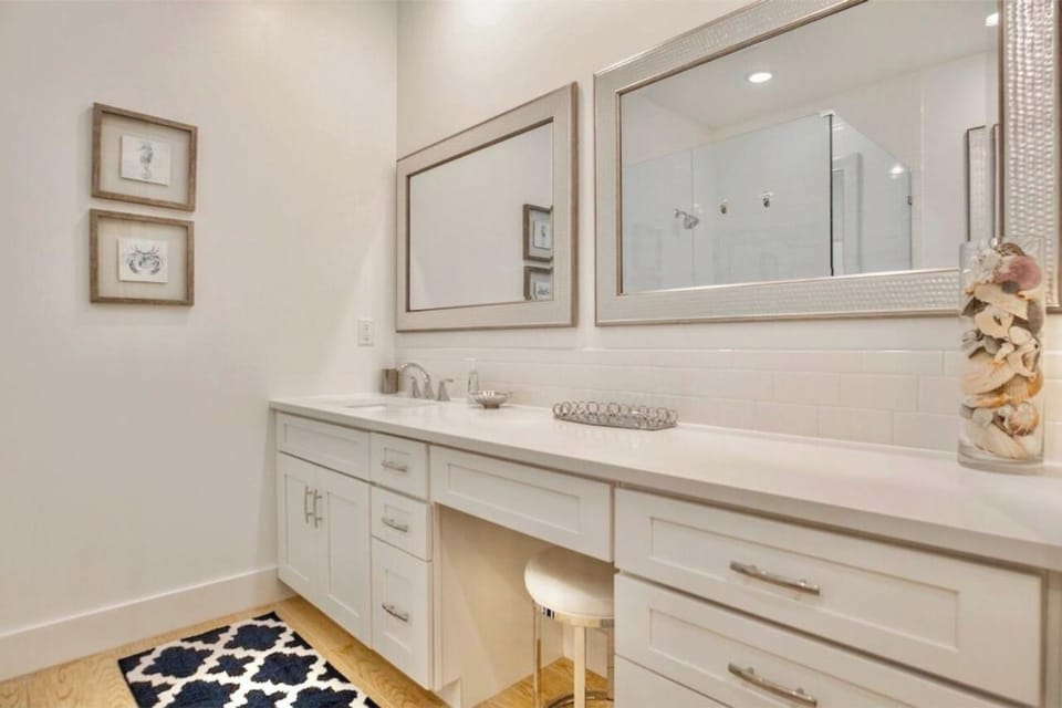 Master Bathroom Vanity