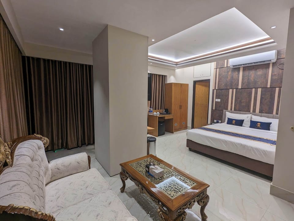 Standard Suite, City View | In-room safe, desk, free WiFi