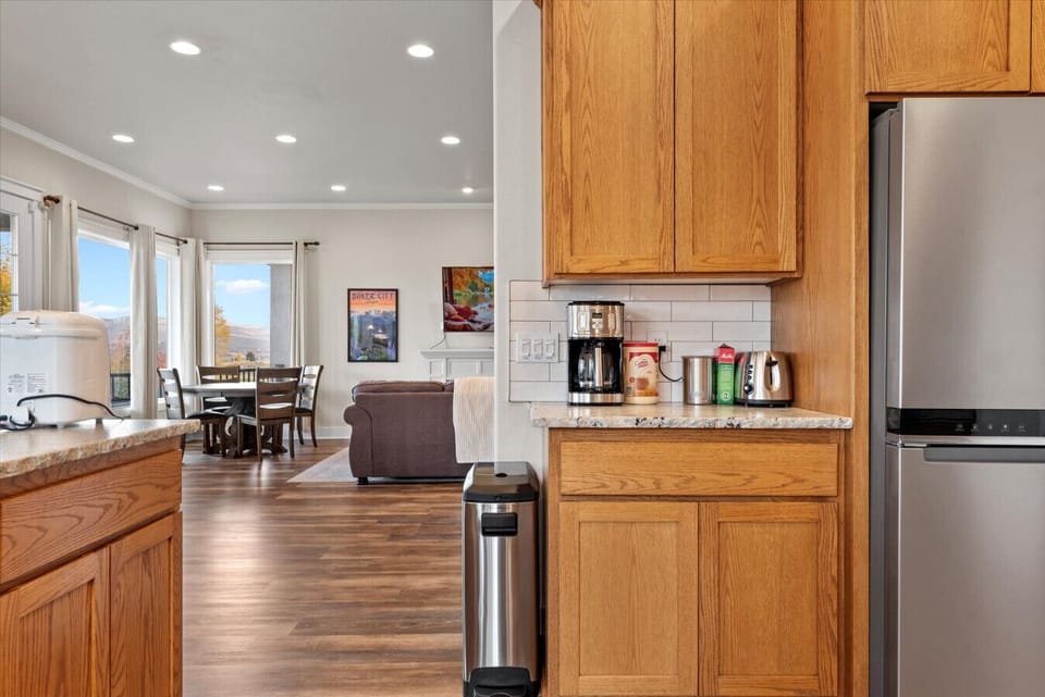 Entrance to the large gourmet kitchen