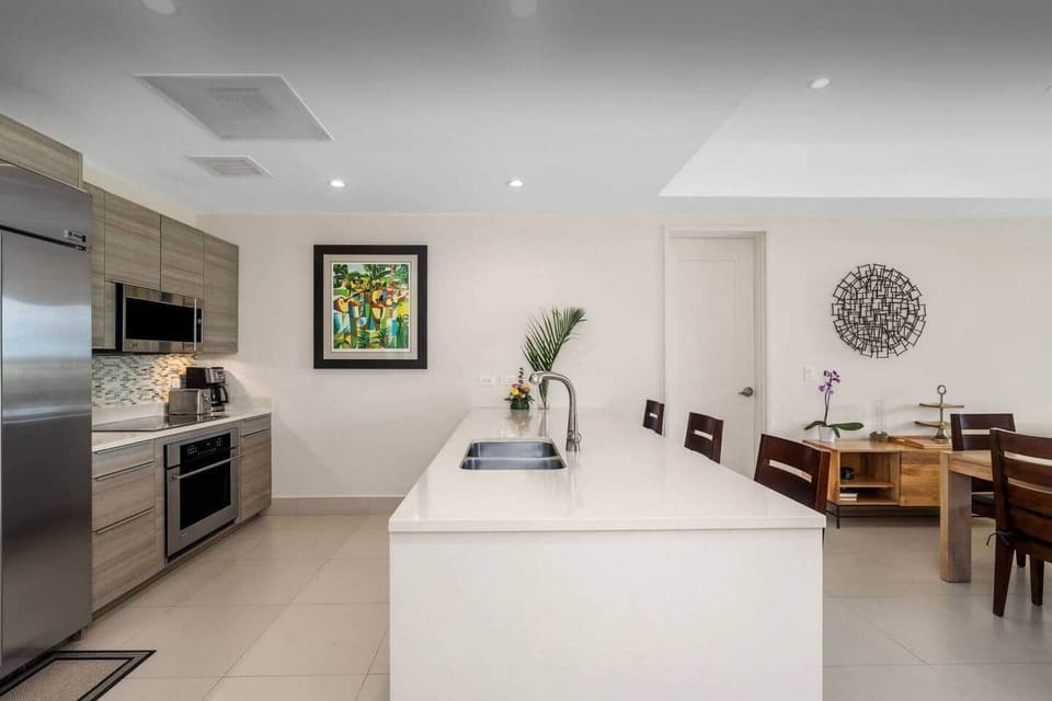 Full Kitchen 