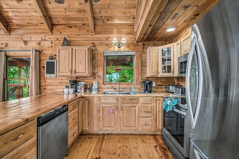 Fully stocked kitchen.