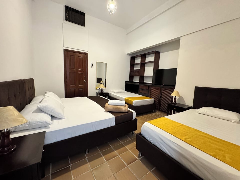 Desk, laptop workspace, iron/ironing board, free WiFi