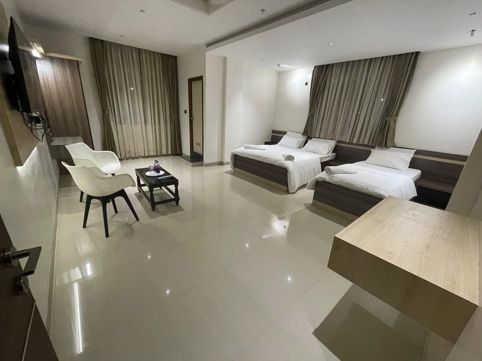 Free WiFi, bed sheets