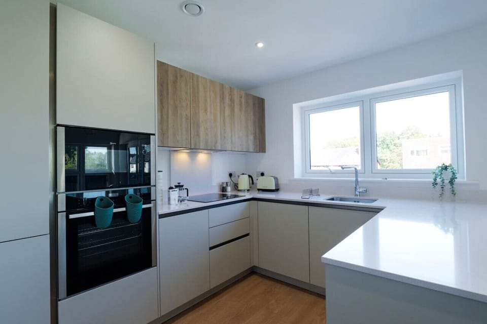 Fully equipped kitchen with loads of counter space