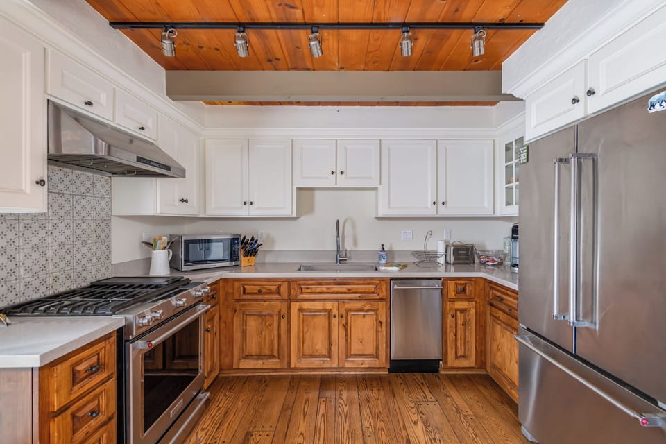 Kitchen 2