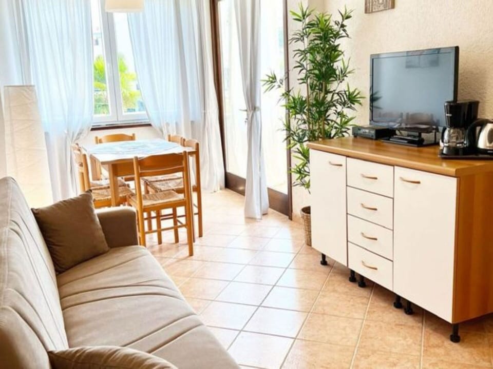 Apartment | Living room