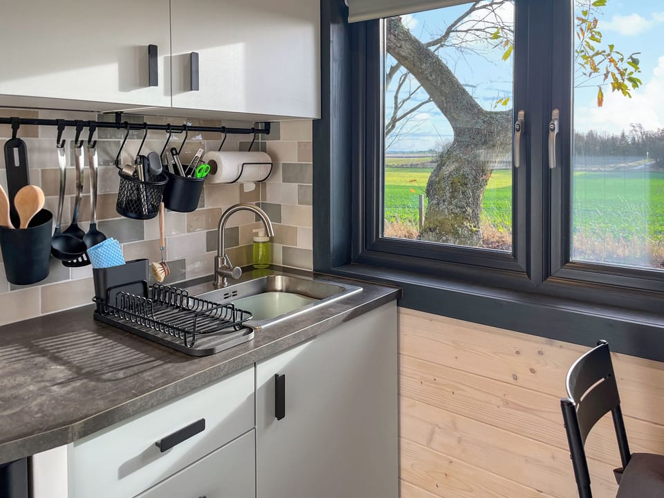 Kitchen | Barn Owl Cabin - Redroofs Retreats, Forfar