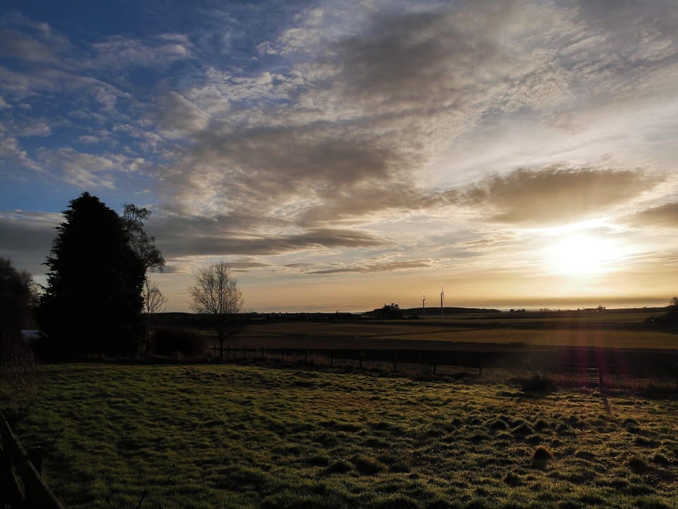 Surrounding area | Barn Owl Cabin - Redroofs Retreats, Forfar