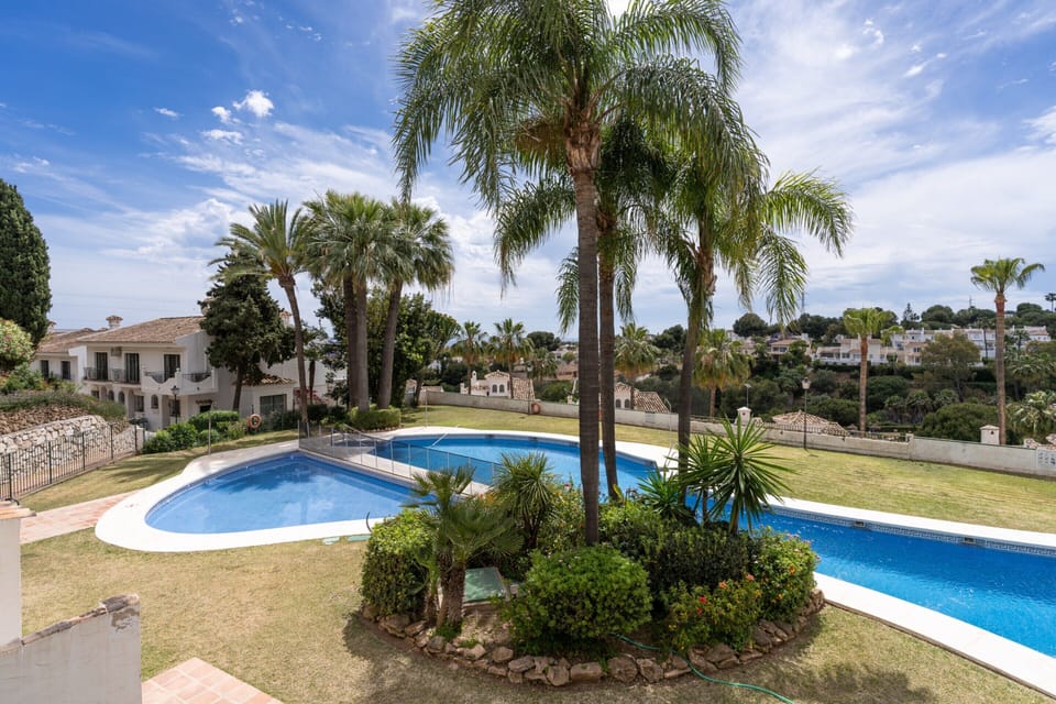 Apartment | Pool | Outdoor pool