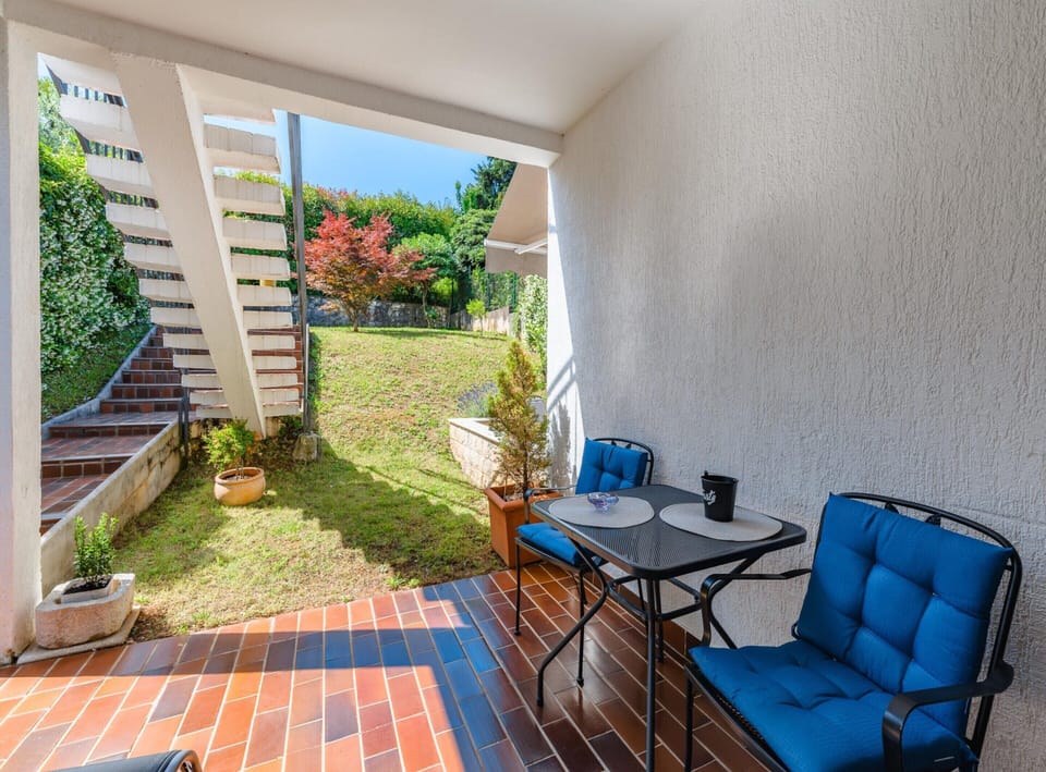 Apartment | Exterior