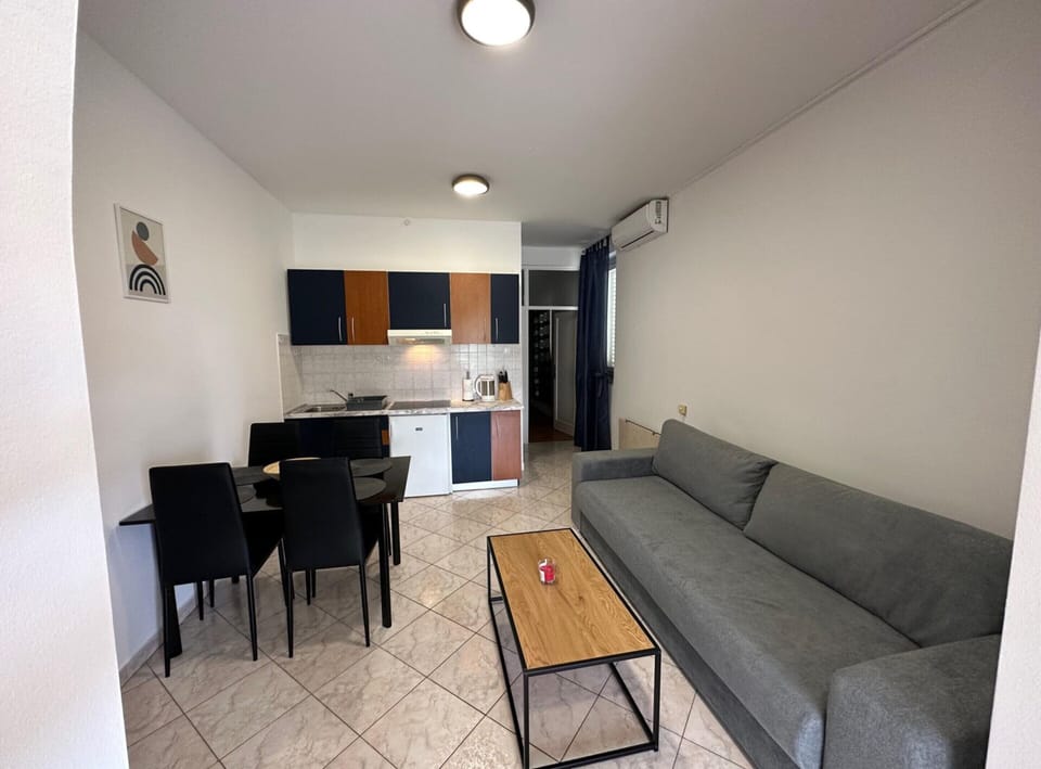 Apartment | Living room