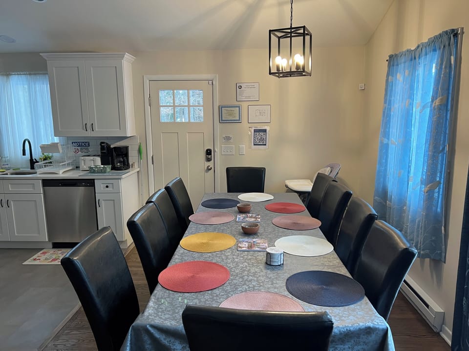 Dining room, 10 chairs and baby high chair
