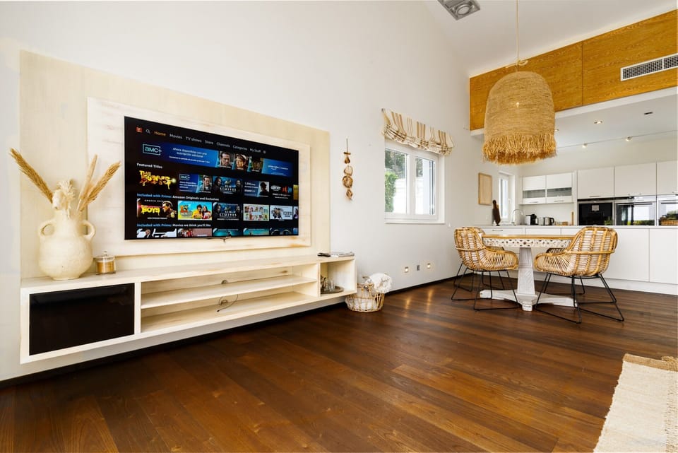 Villa | Living room | Fireplace