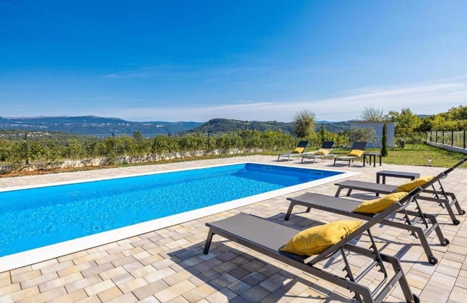 Villa | Pool | Indoor pool, outdoor pool