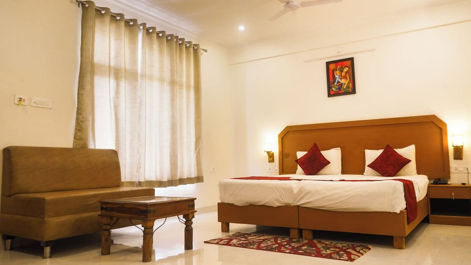 Deluxe Room | Egyptian cotton sheets, premium bedding, down comforters