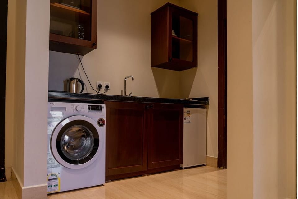 Mini-fridge, microwave, stovetop