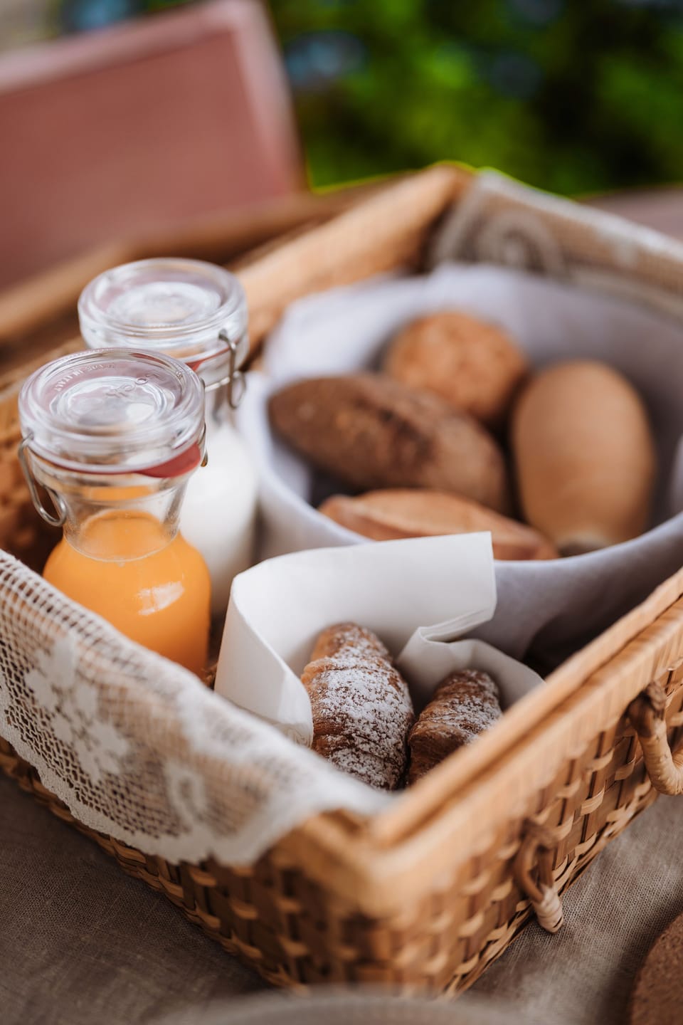 Free daily cooked-to-order breakfast