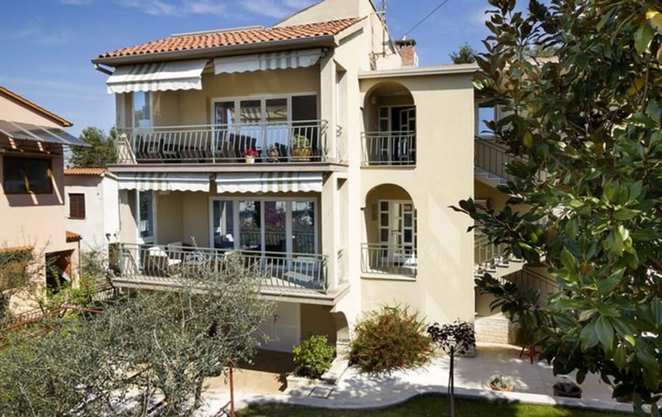 Apartment | Exterior
