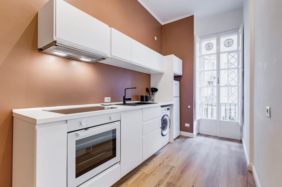 Apartment, 1 Bedroom, Non Smoking, City View | Private kitchen | Fridge, oven, stovetop, dishwasher