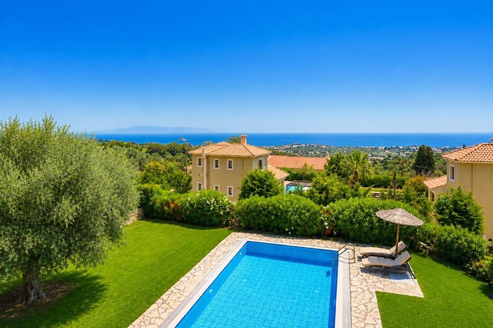 Private pool and terrace