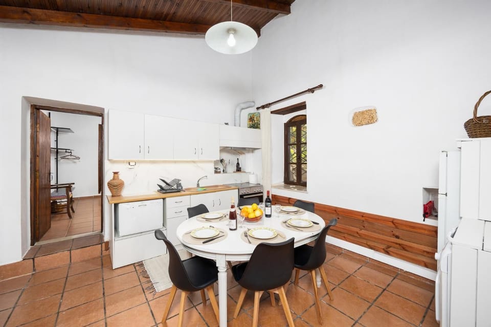 Equipped kitchen