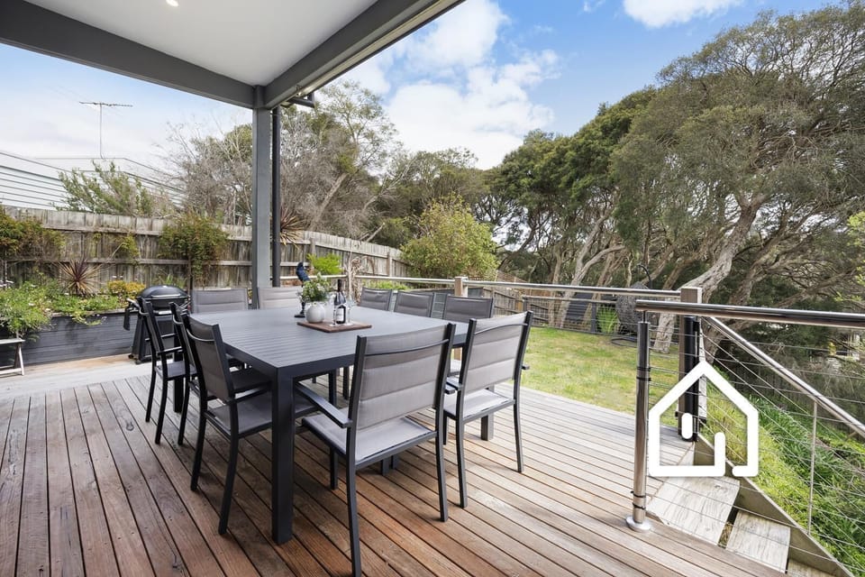 Alfresco decks, direct from kitchen area
