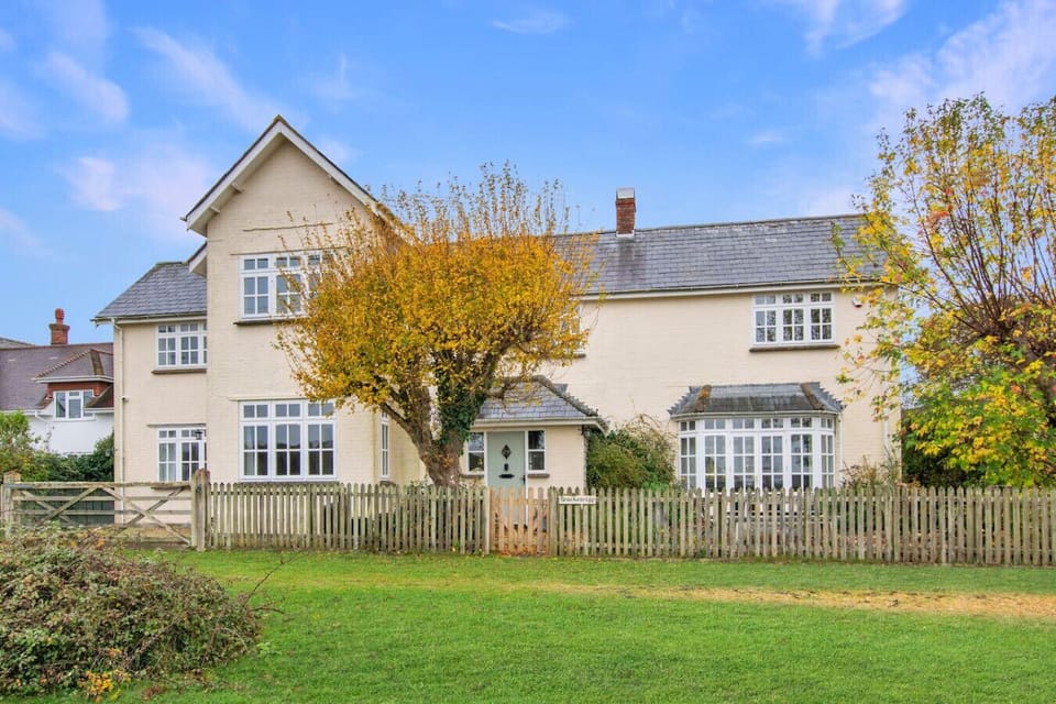 Country house in the centre if the New Forest