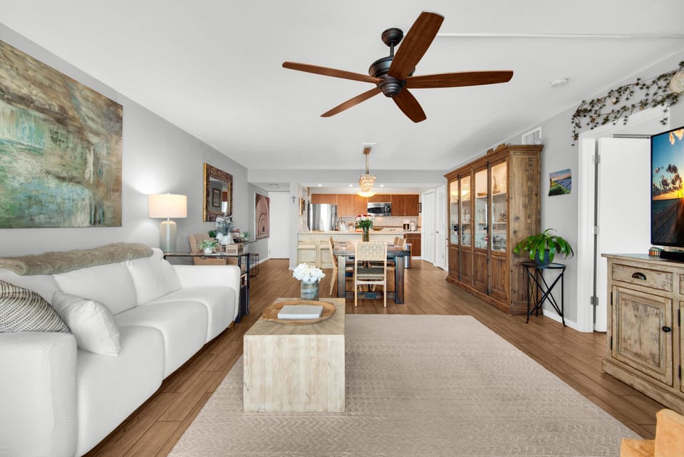 Condo, Multiple Beds (Tristan Towers unit 1D) | Living area