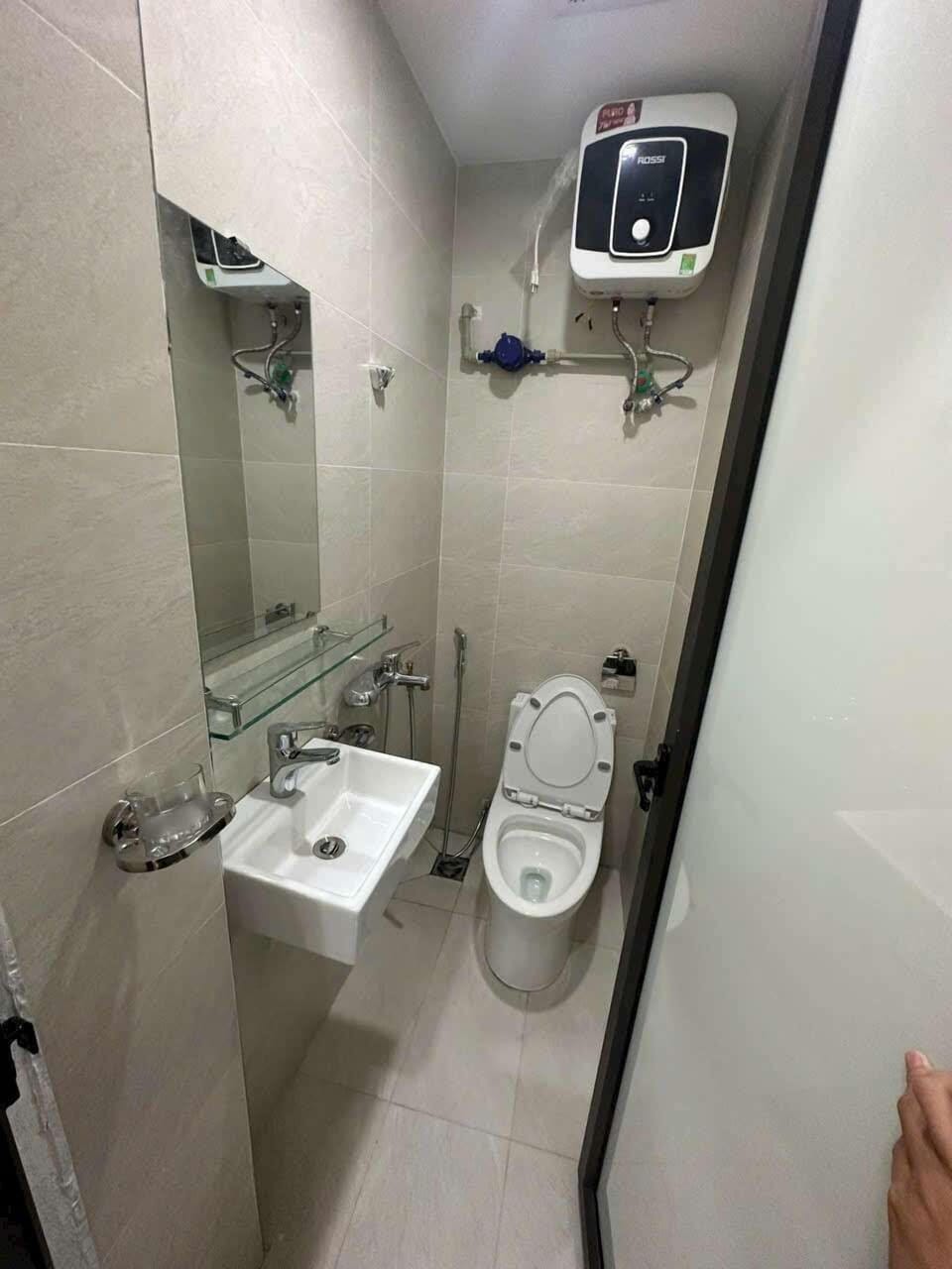 Elite Double Room | Bathroom | Combined shower/tub, rainfall showerhead, hair dryer, bidet