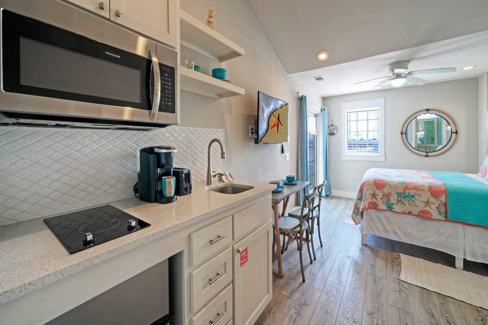 House (1 Bedroom) | Interior