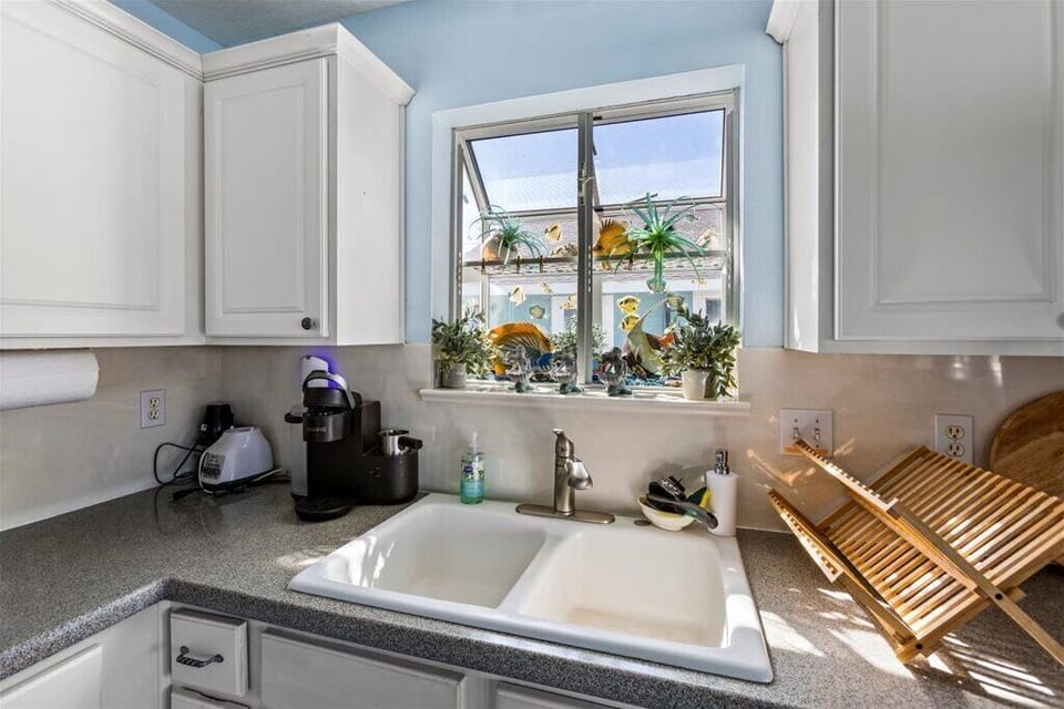 Large double sink.