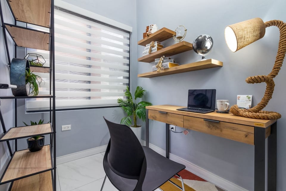 Family House, Garden View | 3 bedrooms, iron/ironing board, WiFi (free), bed sheets